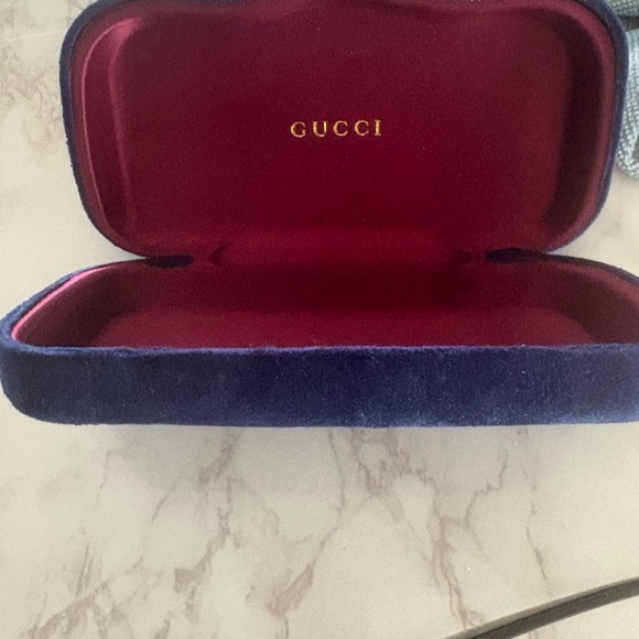 Gucci Blue and Red Velvet Glasses Case - Picture 1 of 3